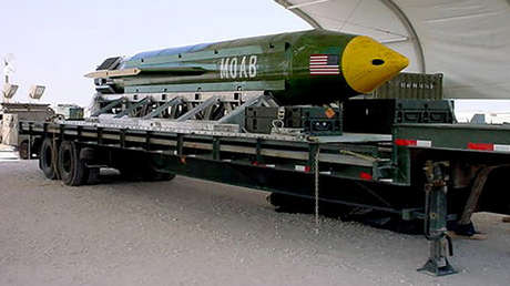 "95.000 personas viven allí": indignación luego que Trump explotara la 'Madre de todas las bombas'