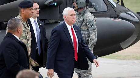 Mike Pence visita un campamento militar cerca de la zona desmilitarizada de Corea