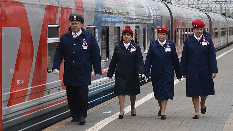 Organizan transporte gratis en tren para los visitantes de la Copa Confederaciones