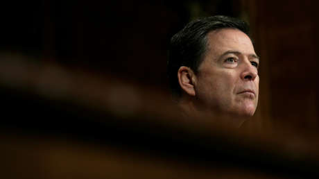 Trump cesa al director del FBI, James Comey