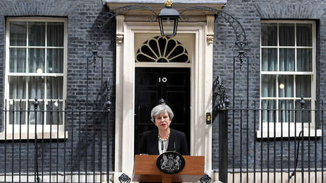 May: "La Policía sabe quién perpetró el atentado de Mánchester"