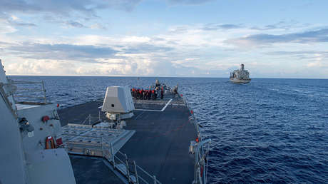 Destructor de EE.UU. navega cerca de islas en disputa y genera malestar en China