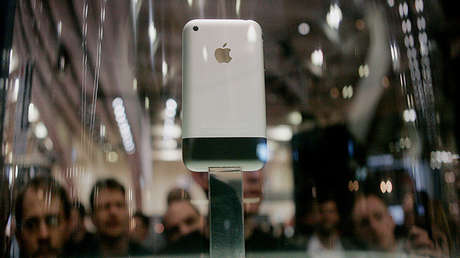 El nacimiento de una leyenda: Revelan detalles inesperados sobre la producción del primer iPhone