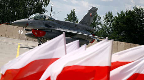 Los cazas F-16 que se acercaron al avión del ministro ruso de Defensa eran polacos 