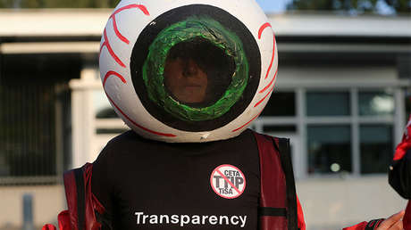 Acuerdos comerciales con Japón, Canadá o Mercosur: "La UE ha fracasado como unión de pueblos"