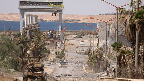 Las tropas sirias alcanzan la costa del río Eufrates, cerca de Raqa