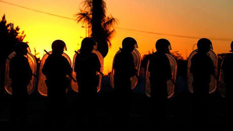 Video: La Policía argentina se enfrenta a manifestantes mapuches