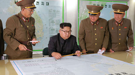 FOTOS: Pionyang muestra la posible trayectoria del misil que caería cerca de Guam