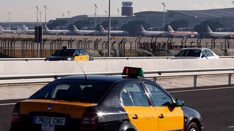 Reportan un incendio cerca de la Terminal 2 del Aeropuerto de El Prat-Barcelona (VIDEOS Y FOTOS)