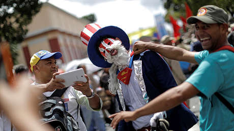 Moscú: "Los jugadores externos socavan los esfuerzos pacíficos en Venezuela"