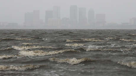 VIDEO: Los vientos del huracán Irma alejan el agua de la costa en Florida