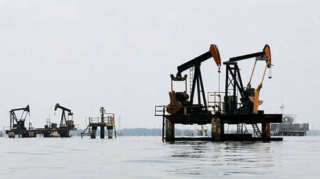 Venezuela comienza a publicar los precios de su petróleo en yuanes en lugar de dólares