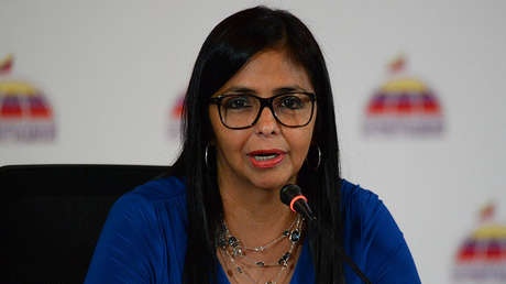 Venezuela: "Trump hace un uso ilegal, aburrido y grosero de las sanciones"