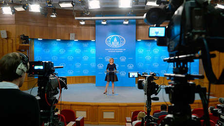 Ataque a medios alternativos: Rusia responderá a las "acciones discriminatorias" de EE.UU. contra RT