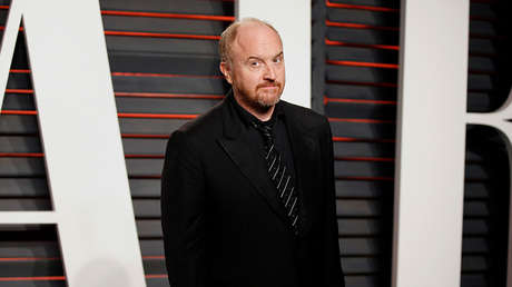 Célebre cómico estadounidense asume los escandalosos casos de acoso "irresponsable" a mujeres