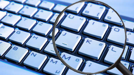 Cuando El País formaba parte de la 'maquinaria rusa'… El bulo de la injerencia se desinfla