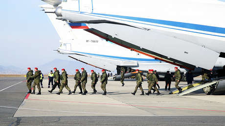 VIDEO: Tropas rusas regresan a casa tras derrotar al Estado Islámico