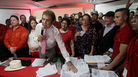 Salvador Nasralla: "Ya no tengo nada que hacer en política"