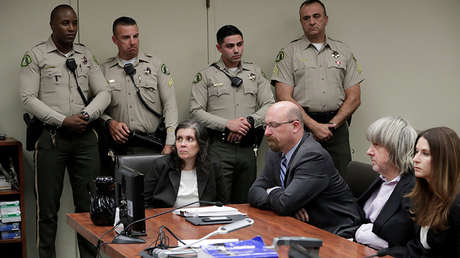 Insólitas y chocantes razones por las que una pareja de EE.UU. torturaba a sus 13 hijos 