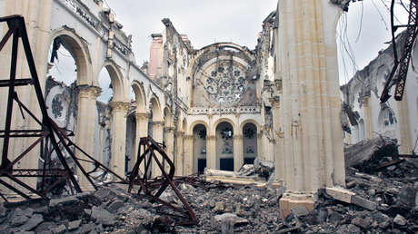 Altos cargos de la ONG Oxfam hicieron "orgías" con prostitutas en Haití en plena crisis humanitaria