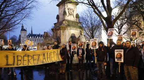 Juzgan a la "heroína" adolescente palestina que abofeteó a dos soldados israelíes (VIDEO)