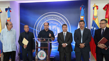 Opositores venezolanos dirán "este fin de semana" si van o no a elecciones