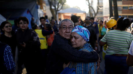 FOTOS, VIDEOS: Se reportan primeros daños tras un fuerte terremoto de 7,2 en México