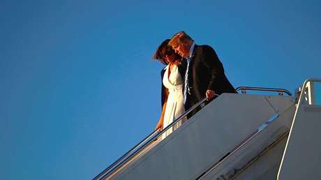 VIDEO: Trump protagoniza un nuevo momento incómodo al negarse Melania a darle la mano