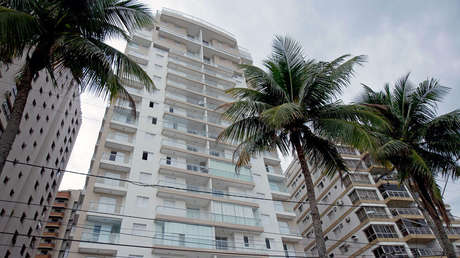 "Si es de Lula es nuestro": Movimientos sociales ocupan el tríplex de São Paulo (FOTOS)