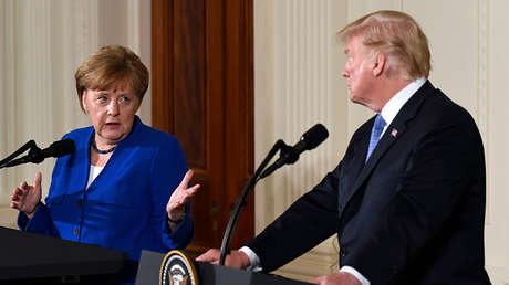 Merkel: "El actual acuerdo con Irán no es suficiente para contener su programa nuclear"