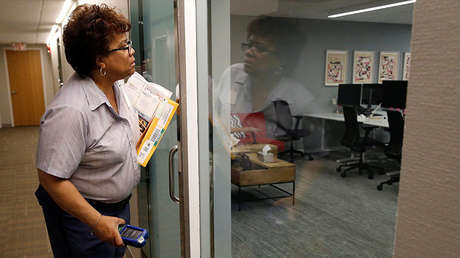 Parece que Cambridge Analytica seguirá espiándonos, aunque con otro nombre