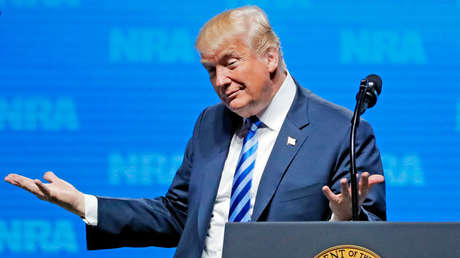 Abogado de Trump: Con el pago a la actriz porno el presidente quería proteger a su familia