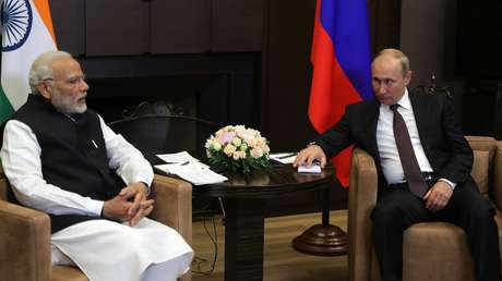 "Nuevo impulso": Putin y Modi mantienen una reunión informal "extremadamente productiva" en Sochi