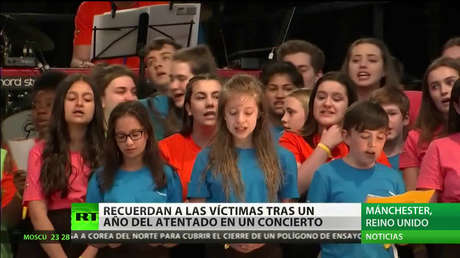 Recuerdan a las víctimas tras un año del atentado en un concierto en Mánchester