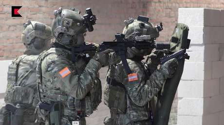 VIDEO: El fabricante ruso Kaláshnikov muestra sus modernas y mortíferas armas en acción