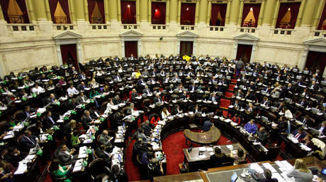 "Se gritó como un gol de Messi": La Cámara de Diputados aprueba la ley de aborto legal en Argentina