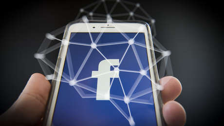 Exigen a Facebook una multa de más de 600.000 dólares por el escándalo de Cambridge Analytica