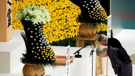 El emperador Akihito expresa su "profunda contrición" por el papel de Japón en la II Guerra Mundial