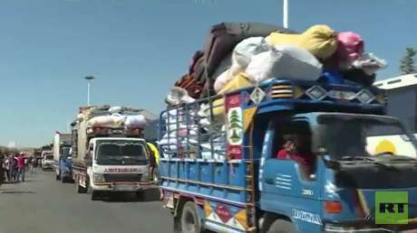 "Regresamos a la Siria de Al Assad": Refugiados sirios vuelven a casa desde Líbano