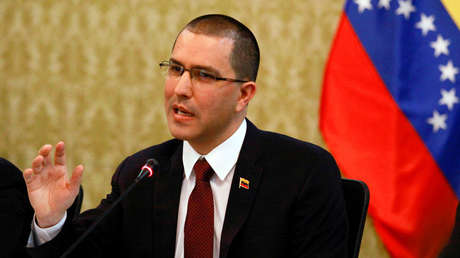 El canciller de Venezuela acusa a Trump de promover en la ONU un golpe militar contra Maduro