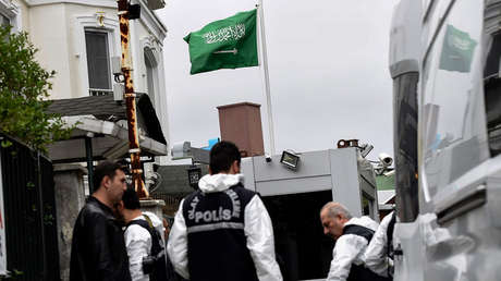 Diario turco afirma que el periodista Jamal Khashoggi fue "torturado y decapitado"