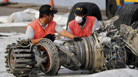 Boeing no informó de que el modelo del avión estrellado en Indonesia dispone de una función insegura