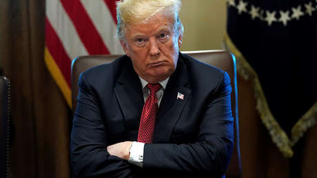 Un senador demócrata afirma que Trump fue "hipnotizado" por Putin y no debería verlo cara a cara