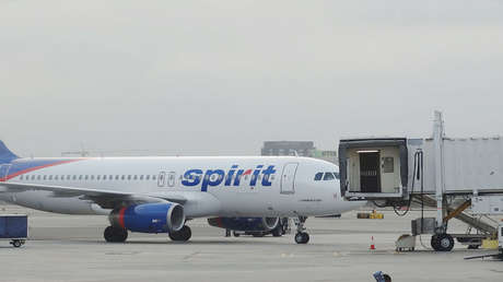 9 años de prisión para un indio que abusó sexualmente de una mujer que dormía en un avión en EE.UU.