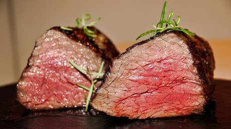 FOTOS: Deja un filete crudo en su coche y encuentra la carne asada horas después