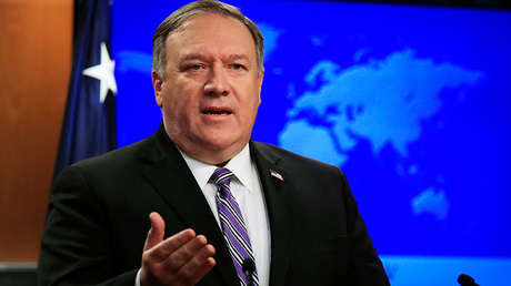 Pompeo insta a todos los países a poner fin a tratos financieros con el Gobierno de Maduro