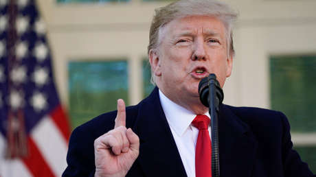 Trump anuncia "protestas masivas" en Venezuela y recomienda a los estadounidenses no visitar el país