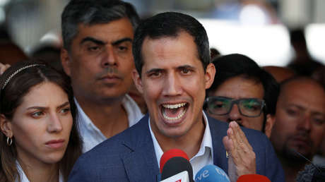 Guaidó reclama a los militares que dejen entrar la ayuda humanitaria en Venezuela