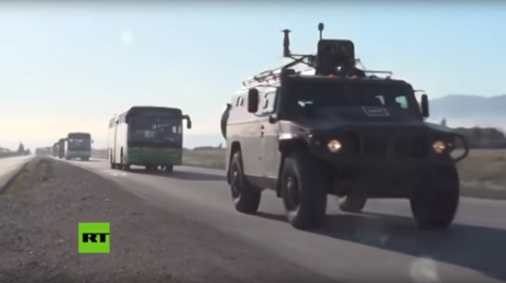 EE.UU. se niega a permitir el paso de autobuses protegidos por Rusia para la evacuación de refugiados sirios de Rukban