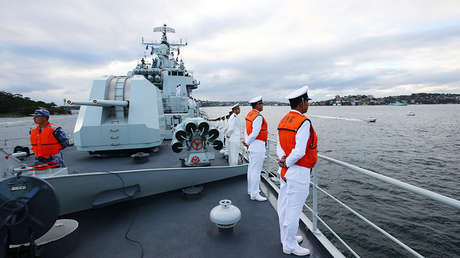 VIDEO: Un buque de guerra chino armado con un cañón electromagnético zarpa rumbo al Pacífico